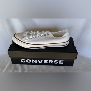 NIB Converse White Low Top M 10 W 12 Chuck Taylor
